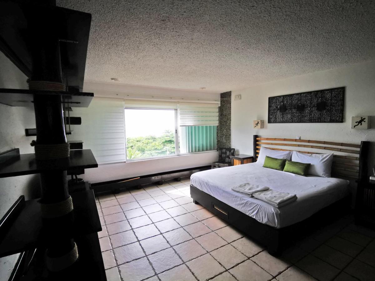 Brisas Beachfront Studios In Hotel Zone Cancún Exterior foto