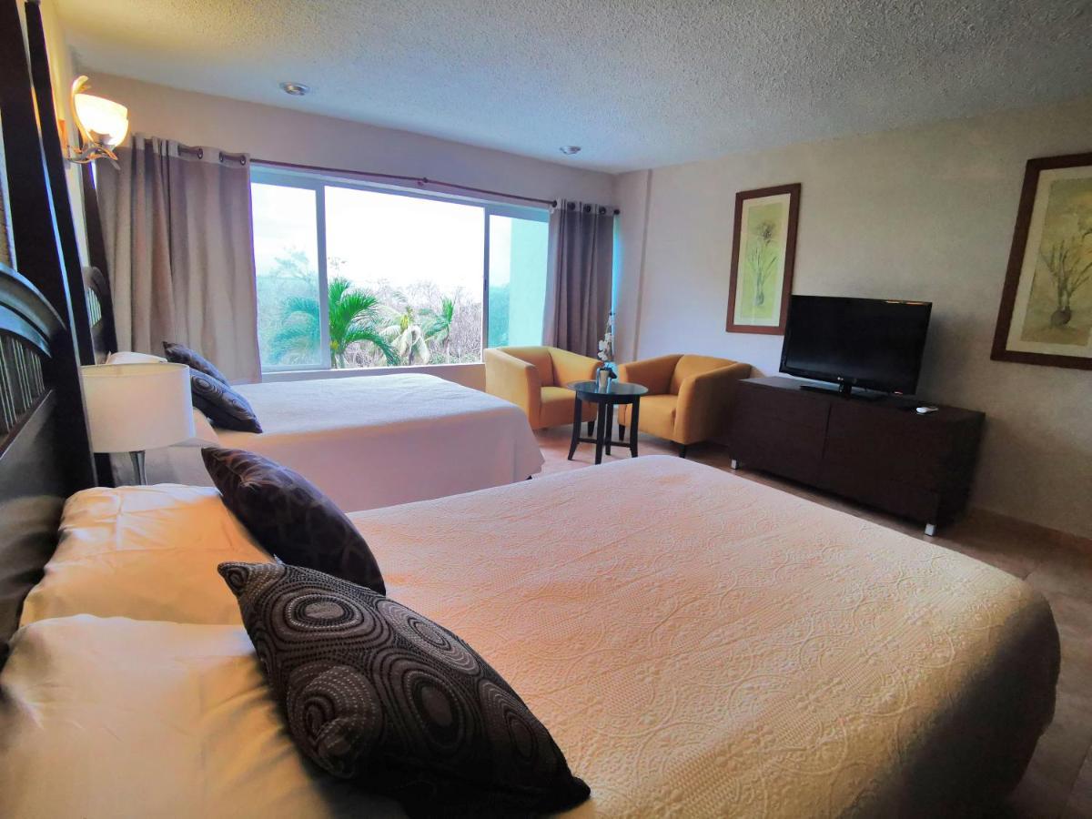 Brisas Beachfront Studios In Hotel Zone Cancún Exterior foto