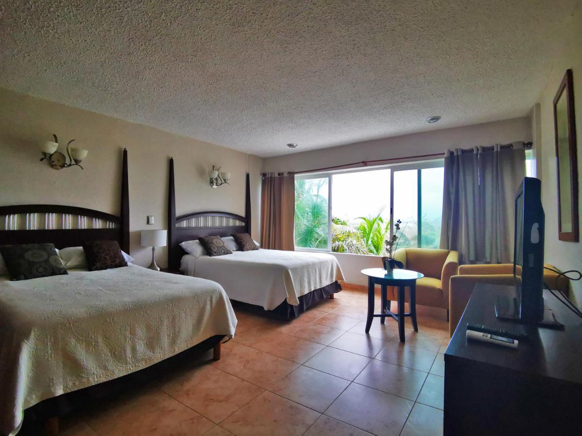 Brisas Beachfront Studios In Hotel Zone Cancún Exterior foto